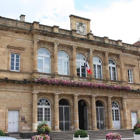 Appt "Coeur Moulinois" Apartamento Moulins  Exterior foto